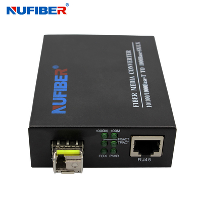 Gigabit SFP To RJ45 Media Converter , UTP To SFP Converter DC5V 1A For CCTV